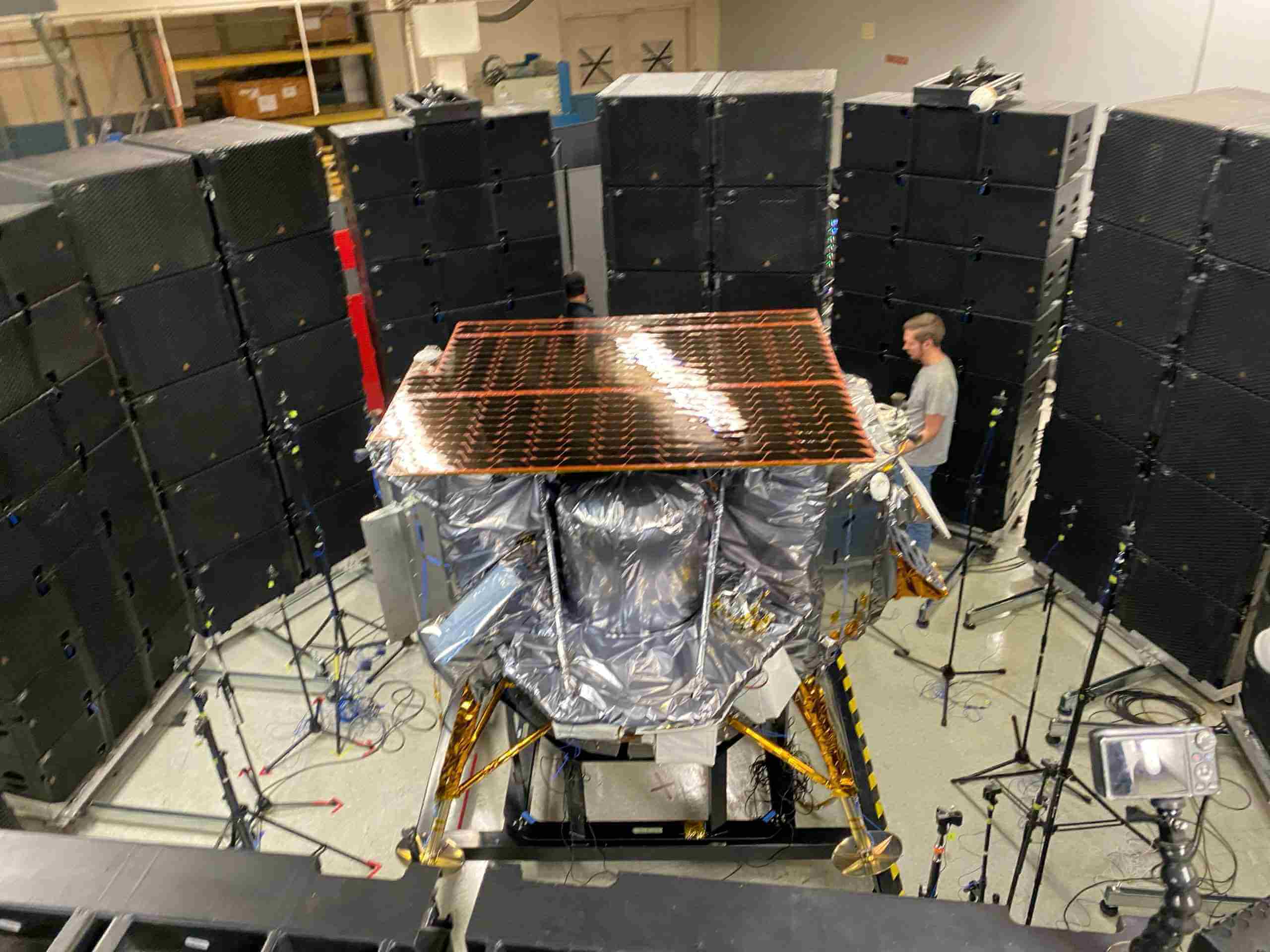 DFAN Lunar lander