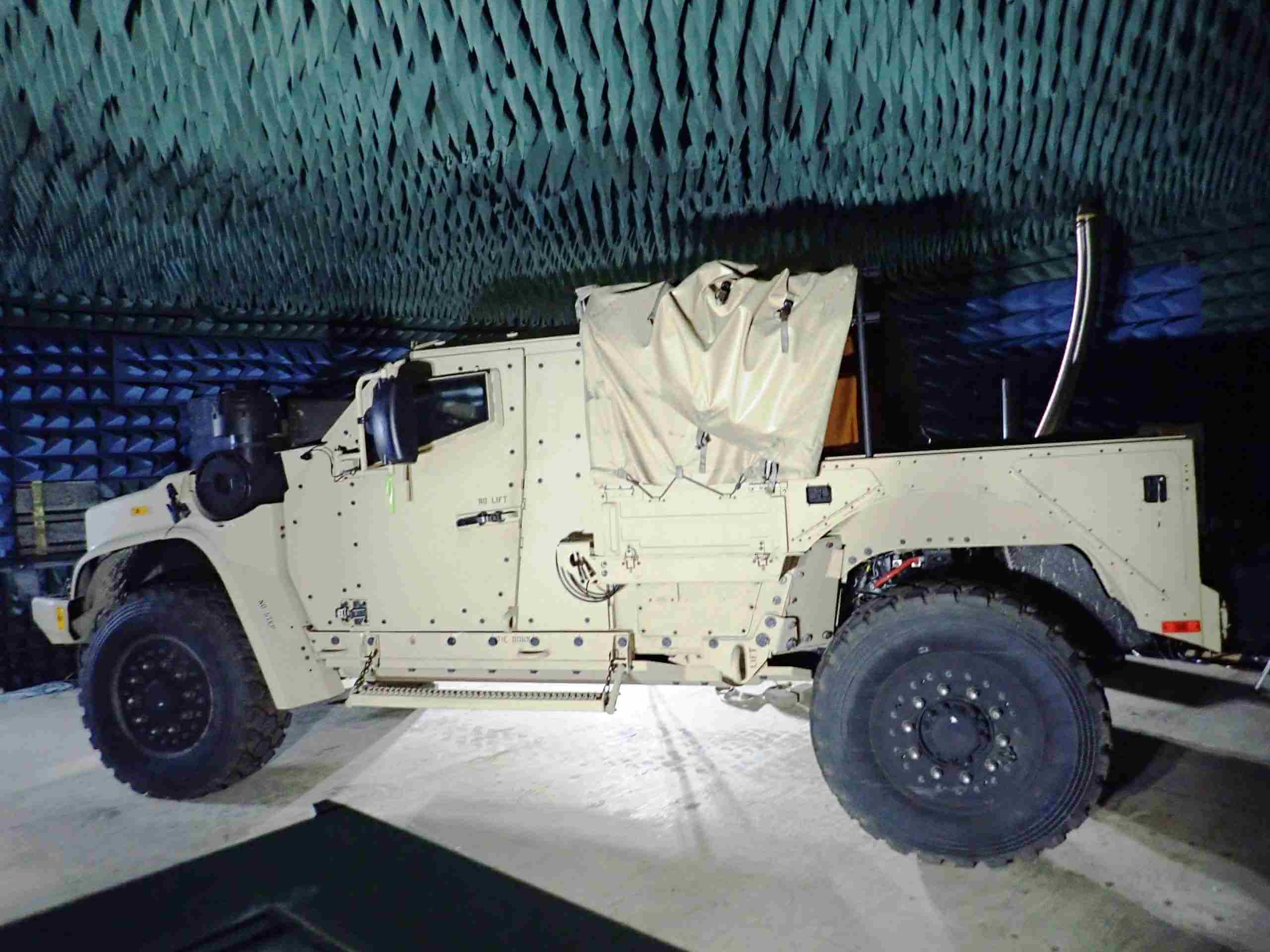 DTB OSH Truck Anechoic chamber